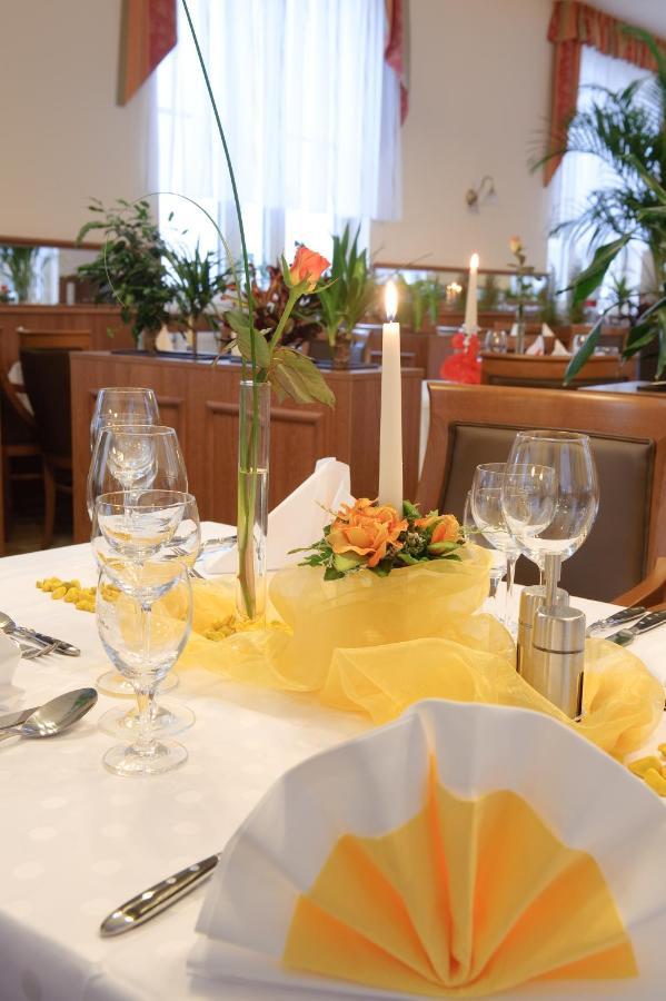 Stadthotel Stern Wißmar Kültér fotó